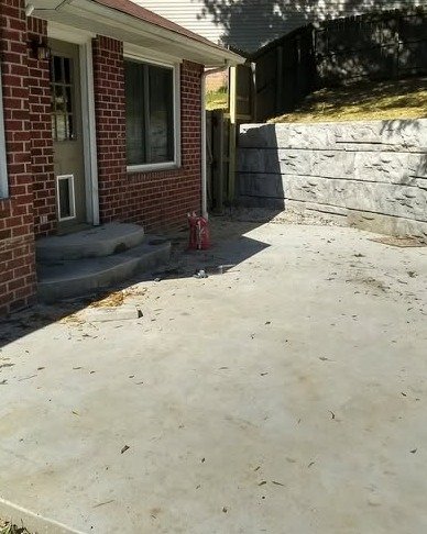 Concrete Retaining Wall Installation in Jacksonville, NC
